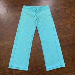 Lululemon wide leg pants